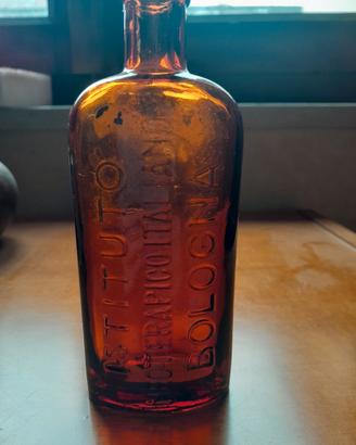 Bottiglietta antica farmacia