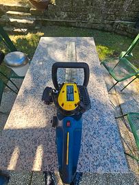 decespugliatore a motore Einhell