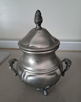 Zuccheriera in Peltro. 