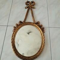 Piccola specchiera d'epoca al mercurio ovale i