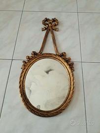 Piccola specchiera d'epoca al mercurio ovale i