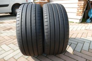 2 gomme estive GoodYear 235\45\19 DOT2024