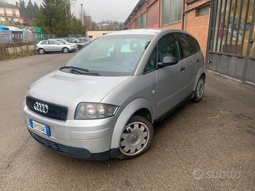 audi A2 - 1.4 TDI Top- viene consegnata con motore
