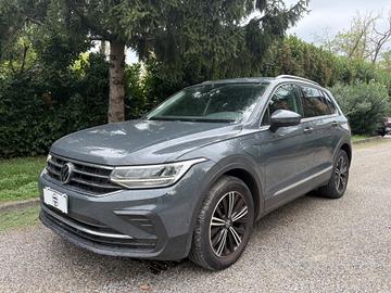 Volkswagen Tiguan 1.4 TSI eHYBRID DSG Life 245cv(M