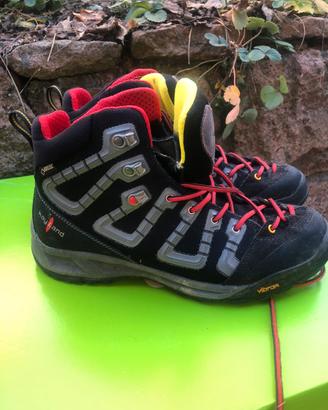 Scarponi kayland tg 41 goretex