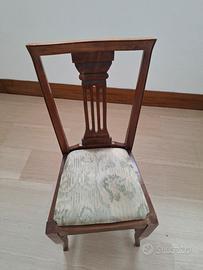 Sei sedie legno massello con imbottitura 
