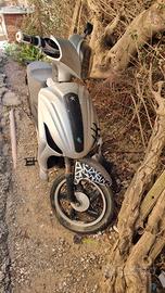  scooter elettrico ztech 