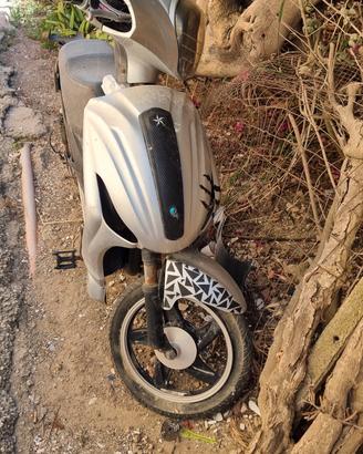  scooter elettrico ztech 