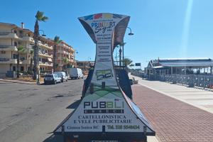 Porter Piaggio con vela pubblicitaria 