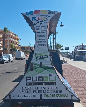 Porter Piaggio con vela pubblicitaria 