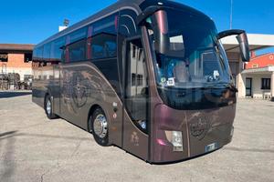 Autobus turistico Barbi Maestro
