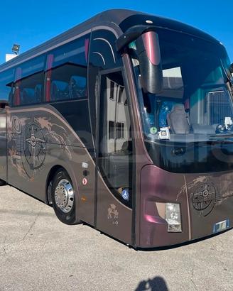 Autobus turistico Barbi Maestro