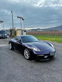 Porsche 718 Cayman 2.0 pdk