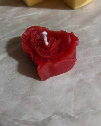 Rosa profumata a forma di cuore