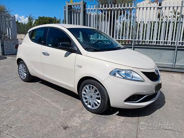 Lancia Ypsilon 1.2 69 CV 5 porte GPL Ecochic Gold