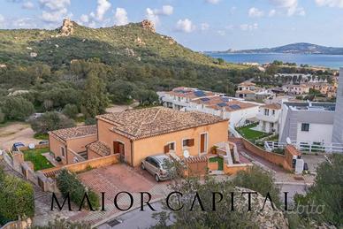 Cannigione | Luminoso trilocale con splendida vist