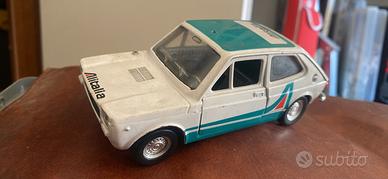 Polistil 1/25 modellino macchina fiat 127 Alitalia