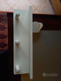 Appendiabiti bianco da bambino con gufetti Ikea