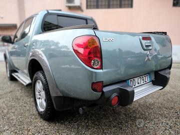 Mitsubishi L200 2.5 DI-D/136CV Double Cab Intense