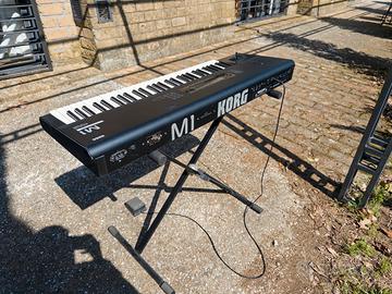 Piano korg M1