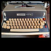 macchina da scrivere vintage 