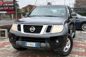 Nissan Navara 2.5 dCi 190CV 4 porte Double 4X4