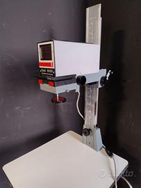 Durst M601ingranditore fotografico 35mm e 6x6 rev.