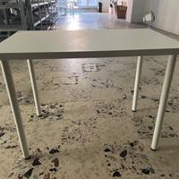 Scrivania Ikea Linnmon