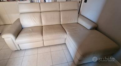 Divano in pelle 