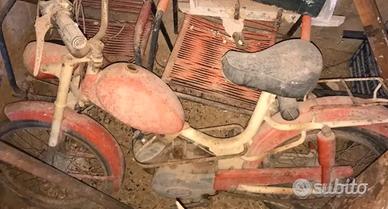Motorino Copeda Rondine 50 da restaurare