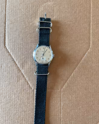Orologio sutit/titus carica manuale