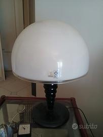 Lampada da Tavolo  "Sinfonia" di leucos 