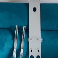 Supporto TV mobile Besta