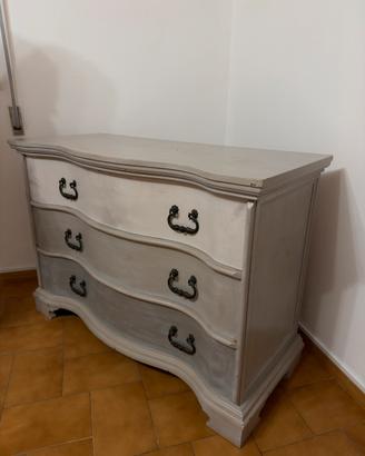 Comò bombato shabby chic 3 cassetti grigio
