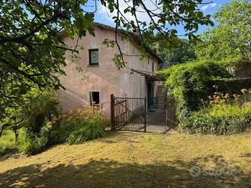 Rustico / Casale di 148 m² con 5 locali a Rieti