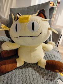 Peluche gigante di Meowth dei Pokémon