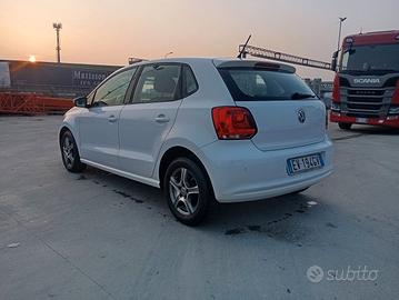 Volkswagen polo 1.2 benzina neopatentati 