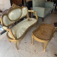 Divanetto e tavolo antico anni 40