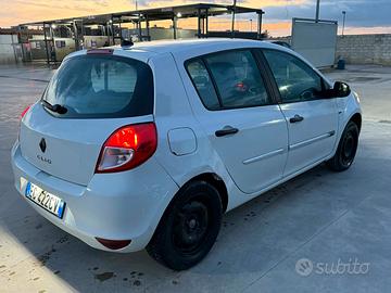 Renault clio gpl