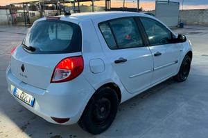 Renault clio gpl