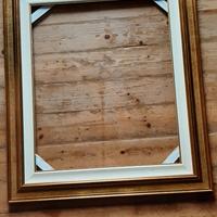 cornice dorata in legno 70 x 80