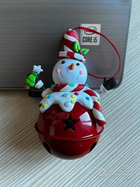 Pallina di natale pupazzo di neve sonaglio rosso