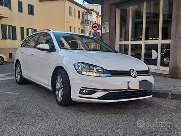 Volkswagen  golf
