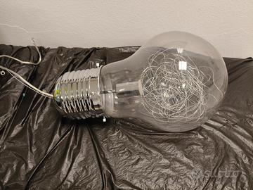 Lampadario Lampadina di Design 