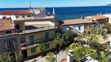 Appartamento di 102 m² con 4 locali a Pollica