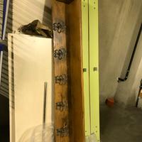 Attaccapanni in legno da montagna