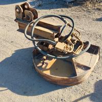 Decespugliatore per escavatore