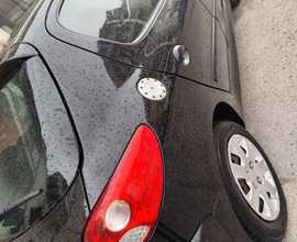 Peugeot 206 plus 2011