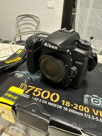 Nikon D7500 solo corpo