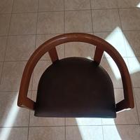 Poltroncina in legno e cuoio